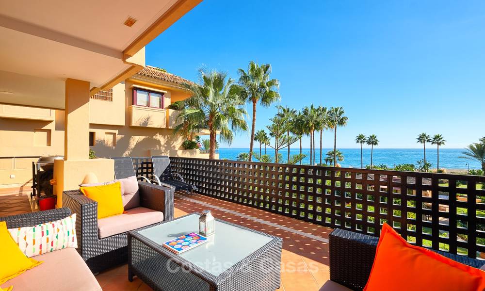 Très bel appartement de luxe en front de mer avec une vue mer fantastique à vendre - New Golden Mile, Marbella 7047
