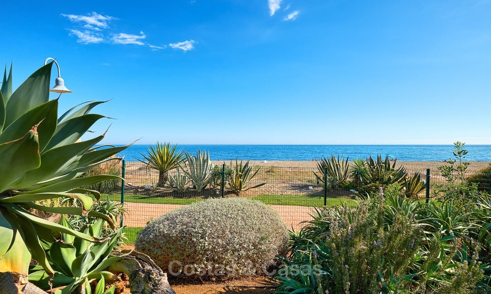 Très bel appartement de luxe en front de mer avec une vue mer fantastique à vendre - New Golden Mile, Marbella 7057
