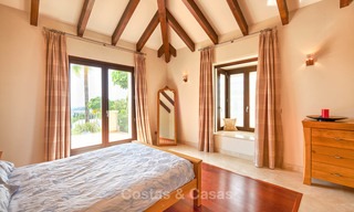 Villa charmante et spacieuse de style classique avec vue mer à vendre, Benahavis - Marbella 7094 