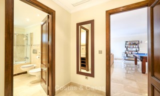 Villa charmante et spacieuse de style classique avec vue mer à vendre, Benahavis - Marbella 7105 