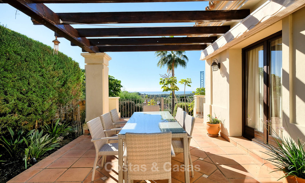 Villa charmante et spacieuse de style classique avec vue mer à vendre, Benahavis - Marbella 7113