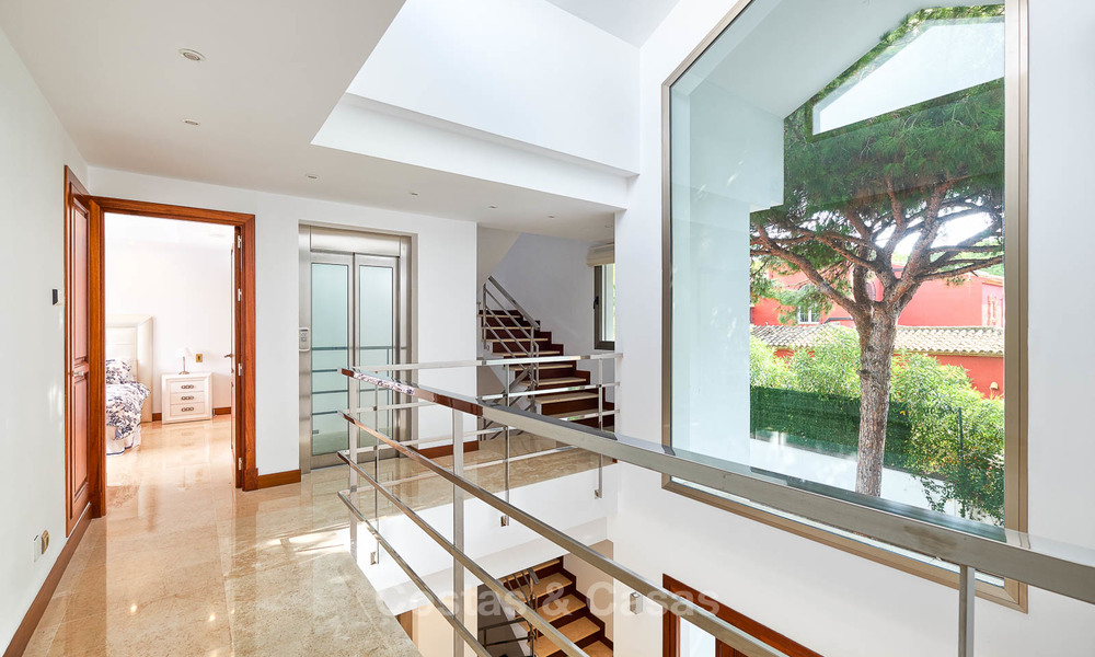 Spacieuse villa neuve de haute qualité à vendre, prête à emménager, Marbella Est, Marbella 7177