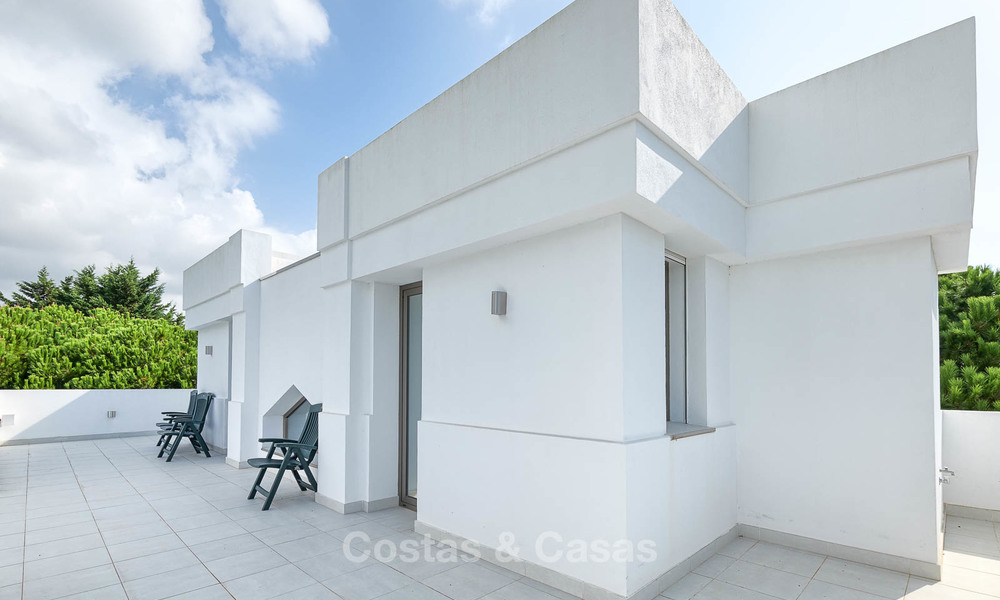 Spacieuse villa neuve de haute qualité à vendre, prête à emménager, Marbella Est, Marbella 7180