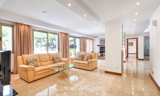 Spacieuse villa neuve de haute qualité à vendre, prête à emménager, Marbella Est, Marbella 7183 