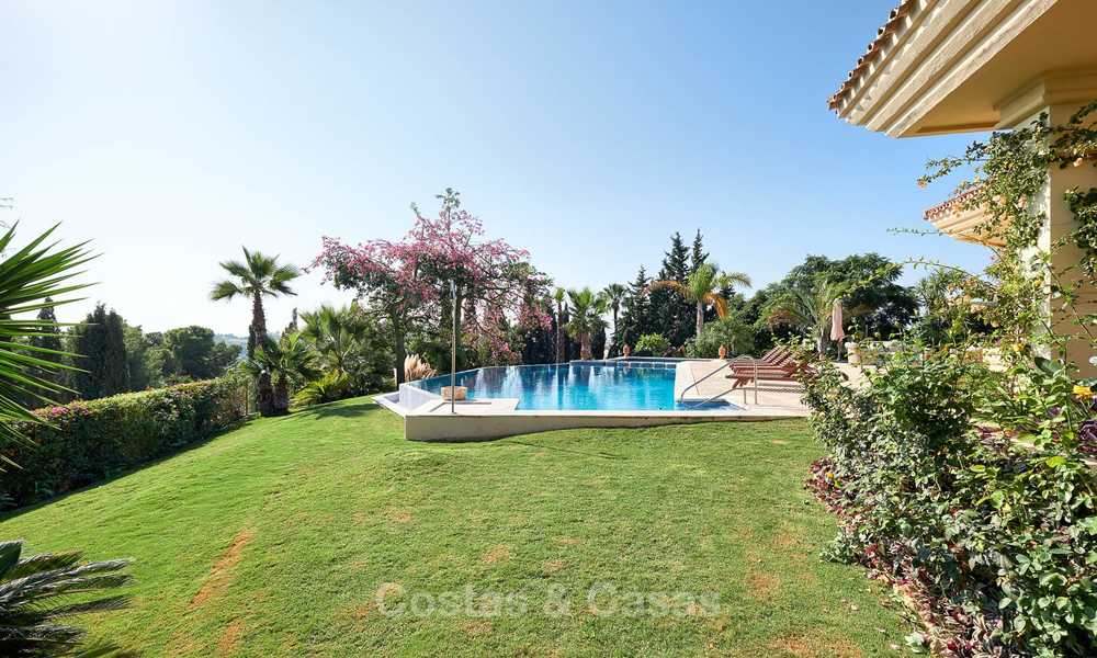 Magnifique villa de luxe de style rustique avec vue imprenable sur la mer et les montagnes - Golf Valley, Nueva Andalucia, Marbella 7234