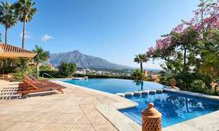 Magnifique villa de luxe de style rustique avec vue imprenable sur la mer et les montagnes - Golf Valley, Nueva Andalucia, Marbella 7237 