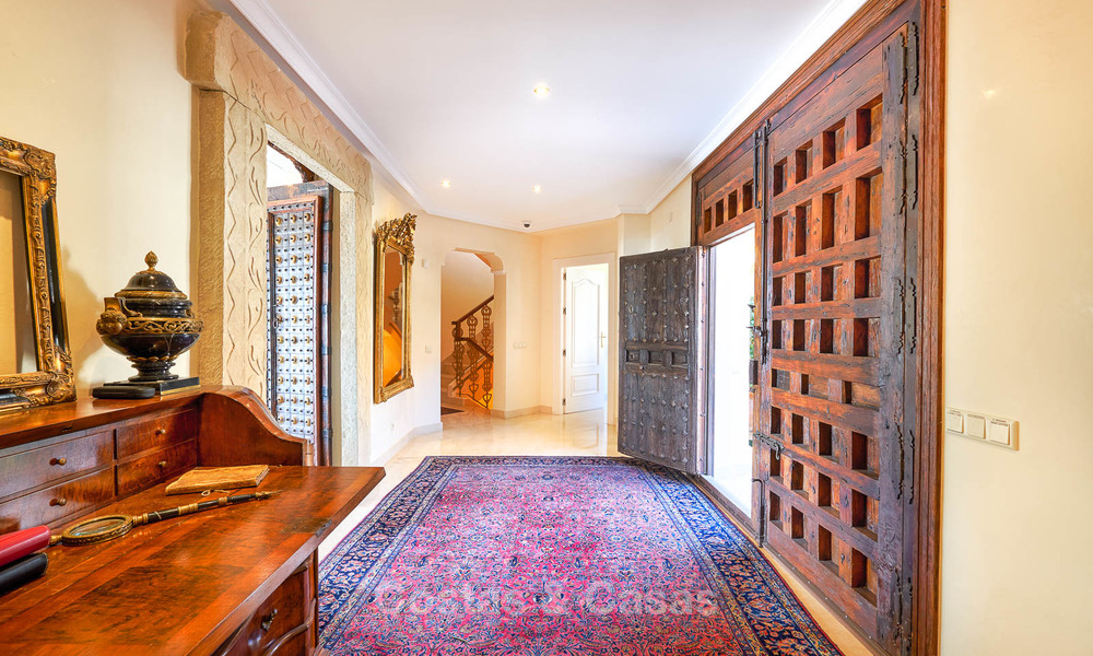 Magnifique villa de luxe de style rustique avec vue imprenable sur la mer et les montagnes - Golf Valley, Nueva Andalucia, Marbella 7264