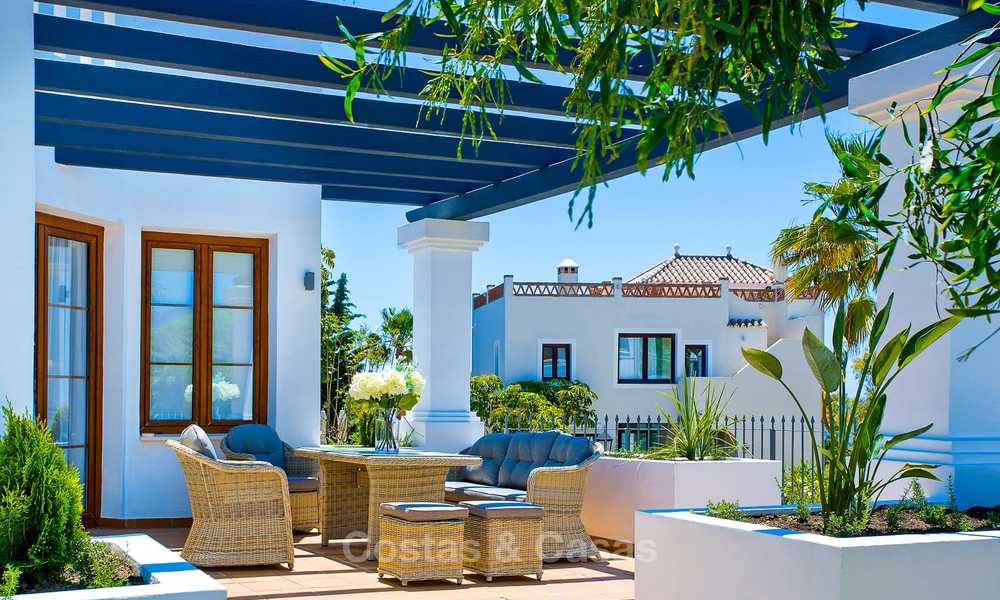 A vendre, élégantes villas neuves, clé en main, avec vue sur mer, première ligne de golf, New Golden Mile, Marbella - Estepona 7572