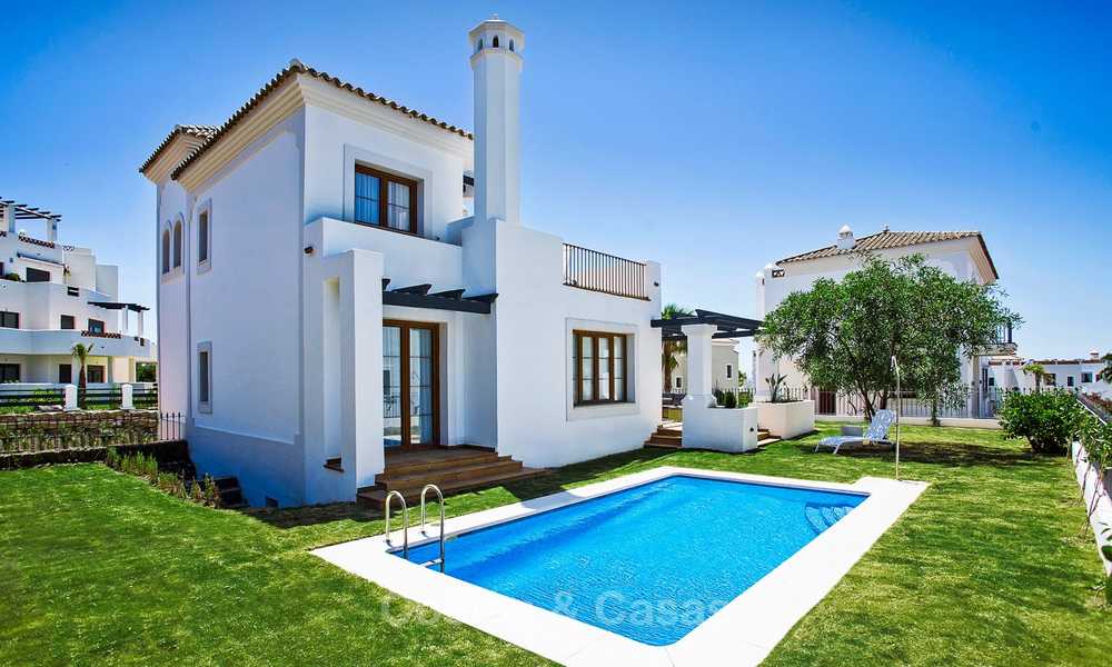 A vendre, élégantes villas neuves, clé en main, avec vue sur mer, première ligne de golf, New Golden Mile, Marbella - Estepona 7573