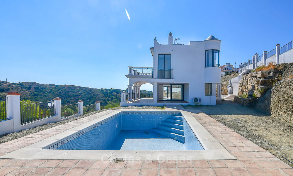 Villa andalouse rénovée avec vue mer et montagne à vendre - Golf Valley, Nueva Andalucia, Marbella 7594