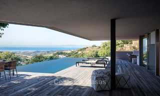 Superbe villa contemporaine neuve à vendre avec vue imprenable sur la mer et la vallée, Benahavis, Marbella 7640 