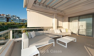 Penthouse spacieux, lumineux et moderne à vendre avec vue sur golf, montagnes et mer à Marbella - Benahavis 7723 