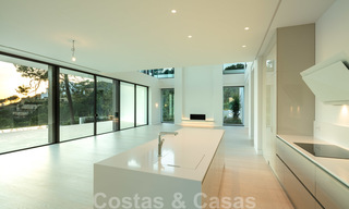 Nouvelles villas de luxe contemporaines à vendre, situé dans une urbanisation exclusive, vue mer à Benahavis - Marbella 21672 