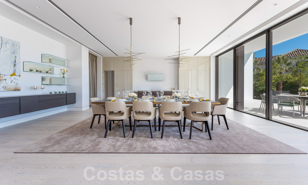 Nouvelles villas de luxe contemporaines à vendre, situé dans une urbanisation exclusive, vue mer à Benahavis - Marbella 37230