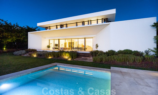 Nouvelles villas de luxe contemporaines à vendre, situé dans une urbanisation exclusive, vue mer à Benahavis - Marbella 37277 