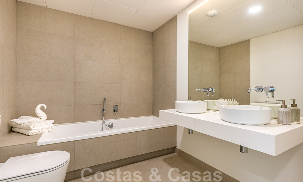 Nouveaux appartements de golf, modernes avec vue sur mer à vendre dans un complexe de luxe à La Cala, Mijas, Costa del Sol 39688