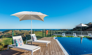 Nouveaux appartements de golf, modernes avec vue sur mer à vendre dans un complexe de luxe à La Cala, Mijas, Costa del Sol 39701 