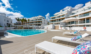 Nouveaux appartements de golf, modernes avec vue sur mer à vendre dans un complexe de luxe à La Cala, Mijas, Costa del Sol 39702 