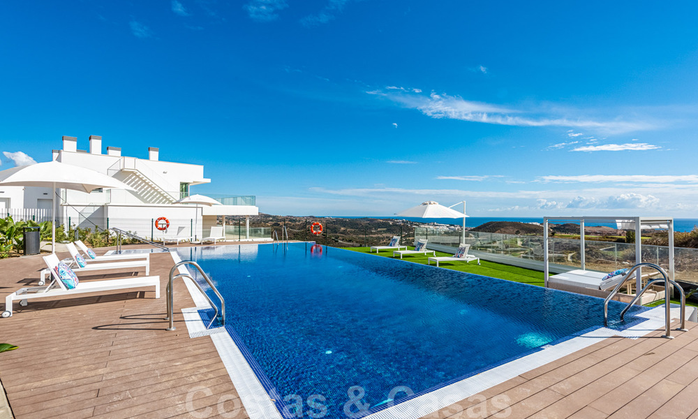 Nouveaux appartements de golf, modernes avec vue sur mer à vendre dans un complexe de luxe à La Cala, Mijas, Costa del Sol 39705