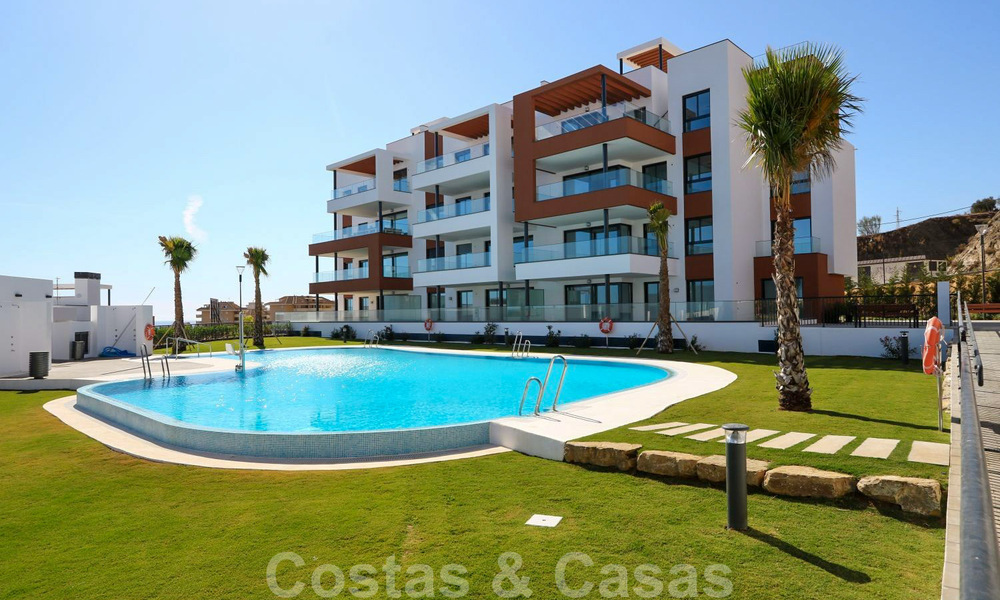 Nouveaux appartements avant-gardistes à vendre, à quelques pas de la plage et des commodités, Fuengirola, Costa del Sol 32978