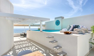 Superbe penthouse de plage avec piscine privée chauffée à vendre dans un complexe de luxe sur le New Golden Mile, Marbella - Estepona 7886 