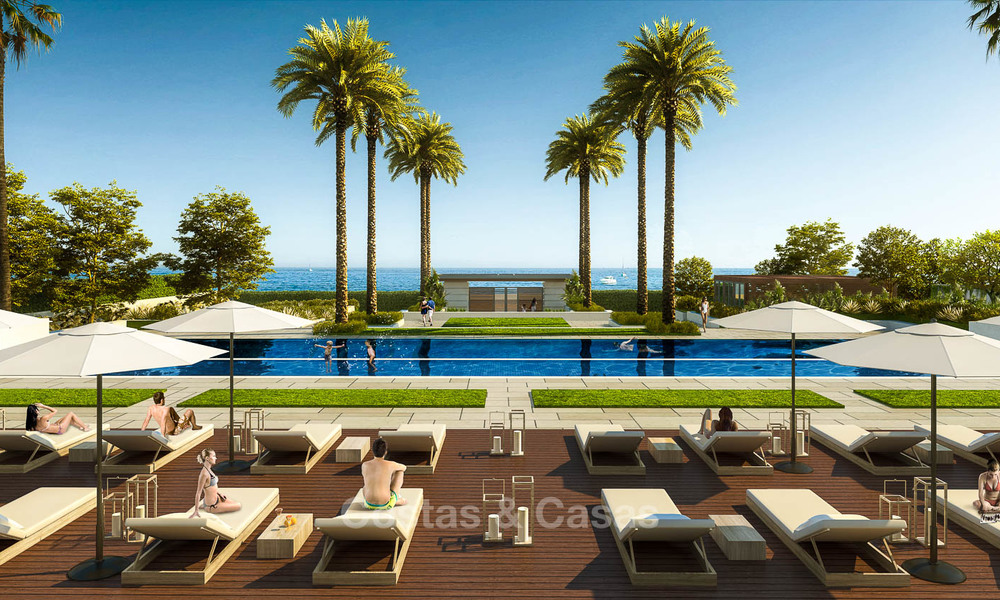 Nouvelles villas de luxe en première ligne de plage à vendre dans un complexe exclusif, New Golden Mile, Marbella 7905