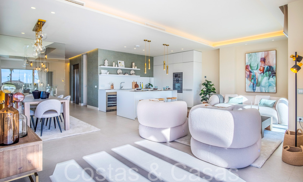 Nouvelles villas de luxe en première ligne de plage à vendre dans un complexe exclusif, New Golden Mile, Marbella 69853