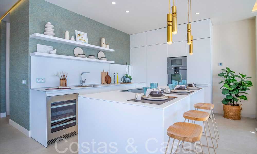 Nouvelles villas de luxe en première ligne de plage à vendre dans un complexe exclusif, New Golden Mile, Marbella 69855