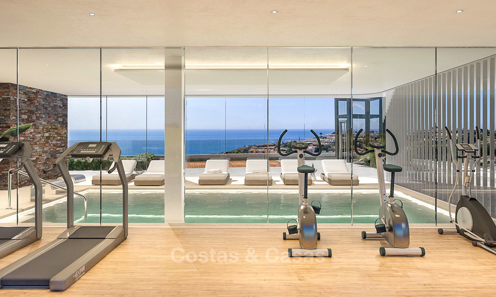 Appartements modernes rénovés à vendre, à distance de marche de la plage et des commodités, Fuengirola - Costa del Sol 8000