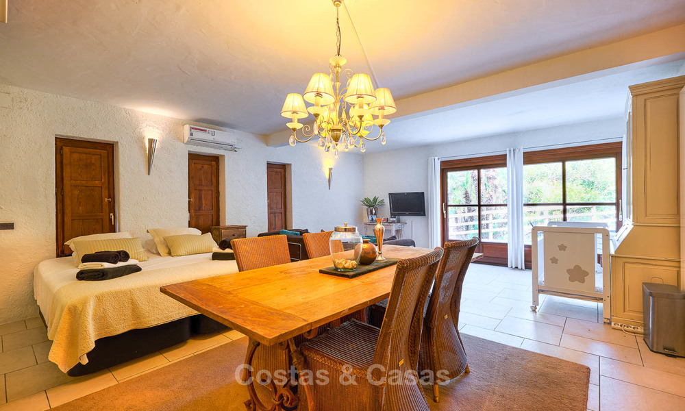 Spacieuse villa de campagne dans un cadre naturel unique à vendre, Casares, Costa del Sol 8083