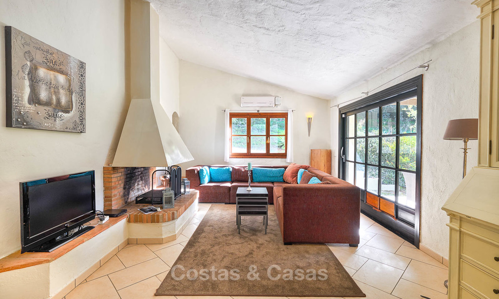 Spacieuse villa de campagne dans un cadre naturel unique à vendre, Casares, Costa del Sol 8103