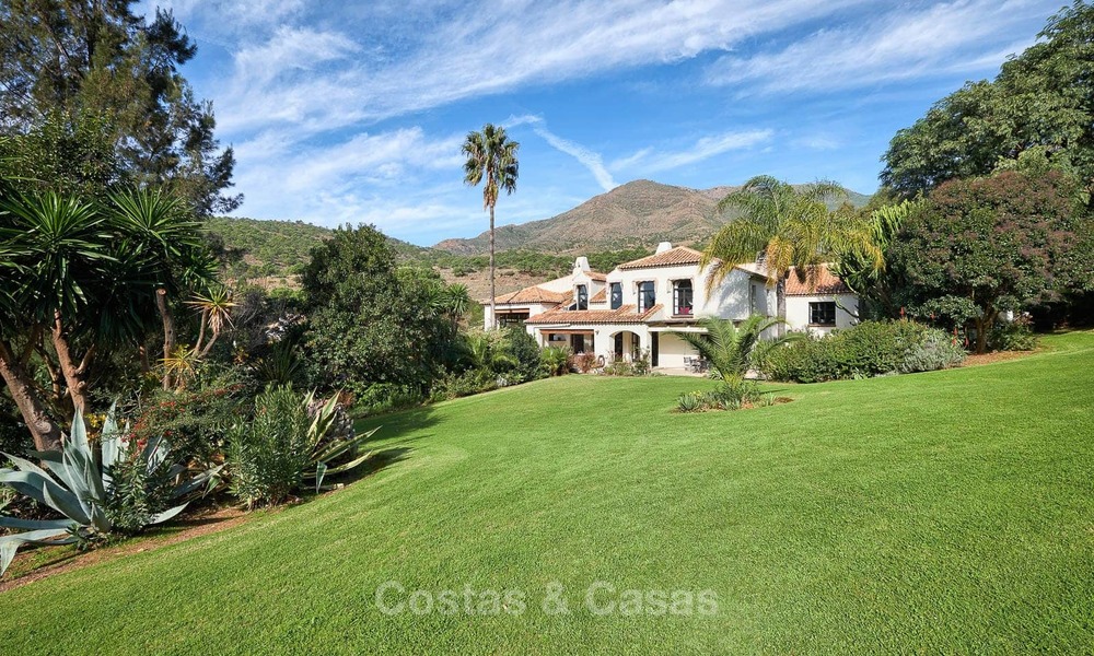Spacieuse villa de campagne dans un cadre naturel unique à vendre, Casares, Costa del Sol 8123