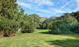 Spacieuse villa de campagne dans un cadre naturel unique à vendre, Casares, Costa del Sol 8126 
