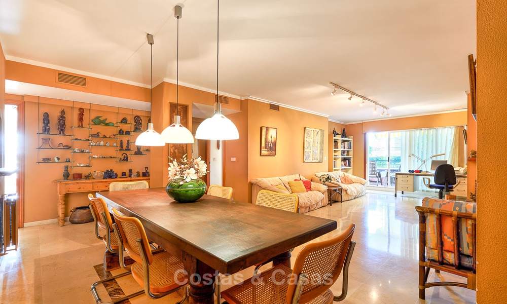 Très spacieux appartement en première ligne de golf à vendre, à quelques pas des commodités et de San Pedro, Marbella 8431
