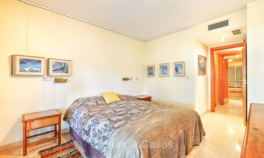 Très spacieux appartement en première ligne de golf à vendre, à quelques pas des commodités et de San Pedro, Marbella 8452