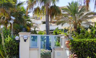 Appartements de luxe en bord de mer à vendre sur le Golden Mile, Marbella, à proximité de Puerto Banus 22349 