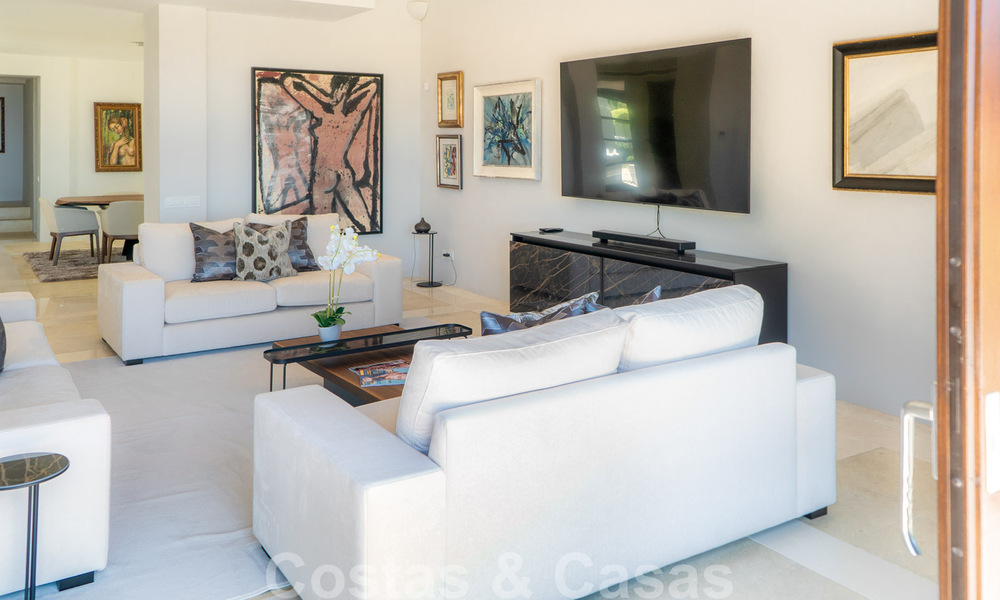 Somptueuse villa de luxe de style traditionnel avec de magnifiques vues sur la mer à vendre, Benahavis - Marbella 37120