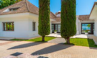 Somptueuse villa de luxe de style traditionnel avec de magnifiques vues sur la mer à vendre, Benahavis - Marbella 37153 