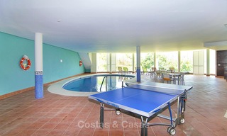 Opportunité! Grand penthouse à vendre avec 4 chambres, vue sur golf et mer à Benahavis -Marbella 8616 