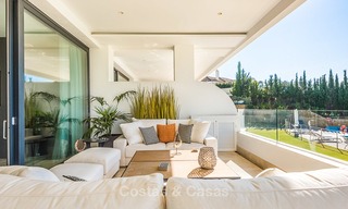 A vendre, appartement duplex de luxe, moderne, dans un complexe résidentiel de prestige à Sierra Blanca, Golden Mile, Marbella. 8783 