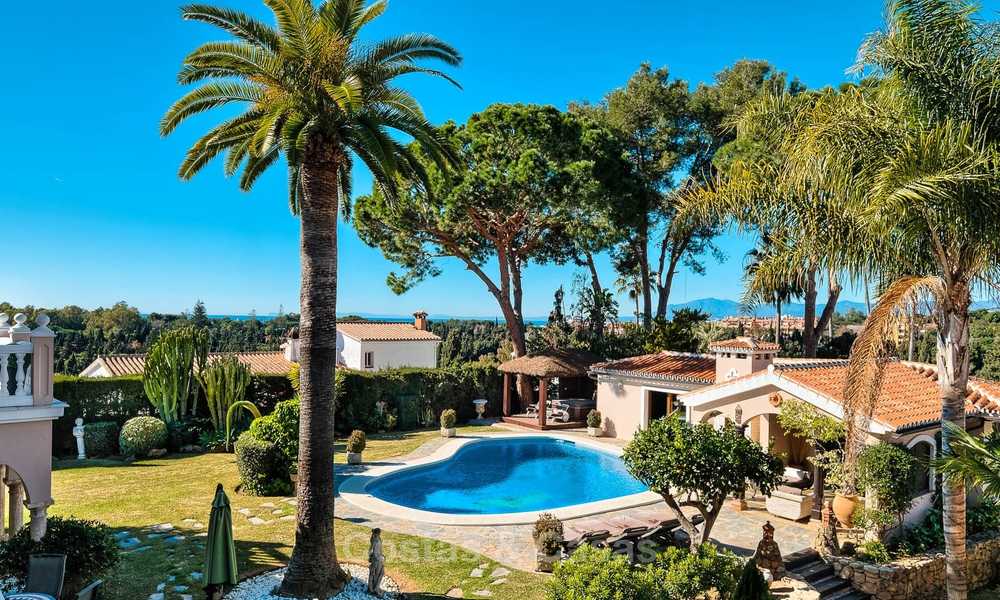 Villa confortable et luxueuse, de style traditionnel avec vue sur la mer à vendre, prête à emménager - Elviria, Marbella Est 8802