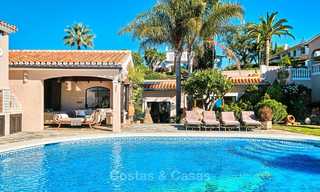 Villa confortable et luxueuse, de style traditionnel avec vue sur la mer à vendre, prête à emménager - Elviria, Marbella Est 8807 