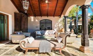 Villa confortable et luxueuse, de style traditionnel avec vue sur la mer à vendre, prête à emménager - Elviria, Marbella Est 8810 
