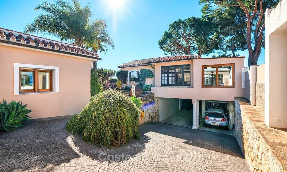 Villa confortable et luxueuse, de style traditionnel avec vue sur la mer à vendre, prête à emménager - Elviria, Marbella Est 8813
