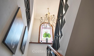 Villa confortable et luxueuse, de style traditionnel avec vue sur la mer à vendre, prête à emménager - Elviria, Marbella Est 8833 