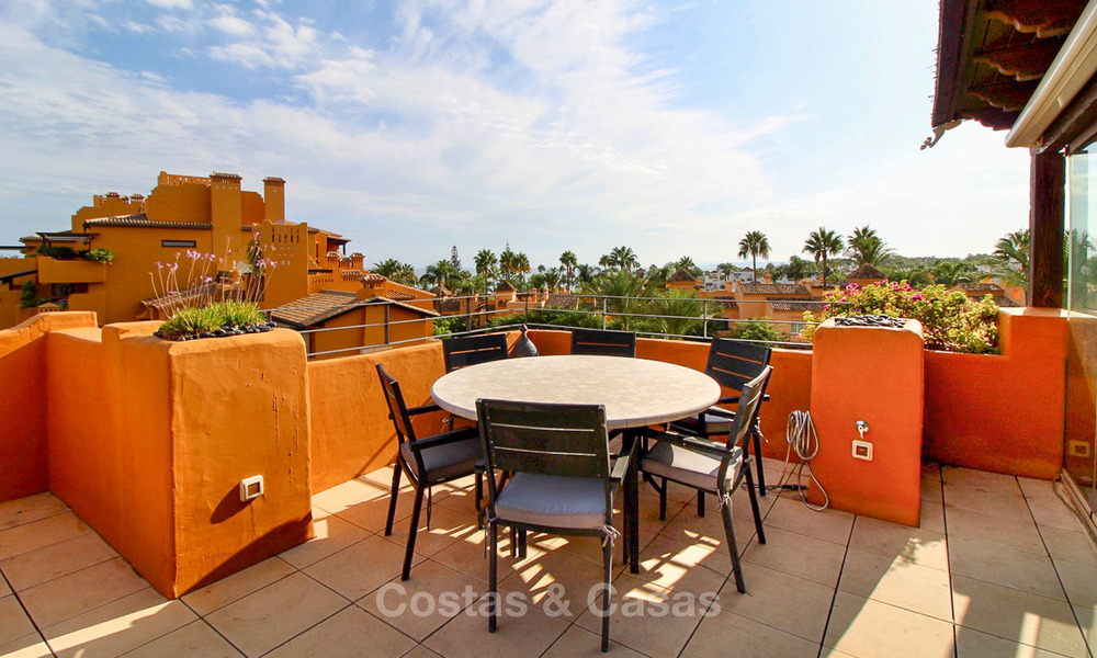Spectaculaire duplex penthouse dans un complexe de luxe en bord de mer à vendre, - New Golden Mile, Costa del Sol 9123