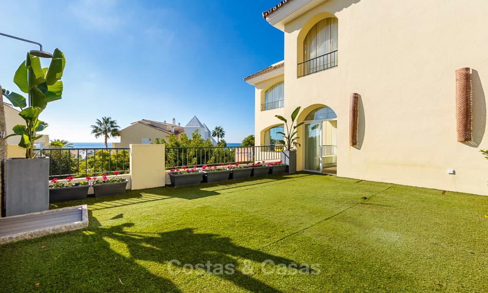 Appartement très spacieux près de la plage avec vue sur la mer à vendre, urbanisation prestigieuse, Marbella Est. 9139