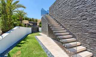 Villa contemporaine de luxe unique de haut de gamme située dans la Vallée du Golf de Nueva Andalucía, Marbella. 9295 