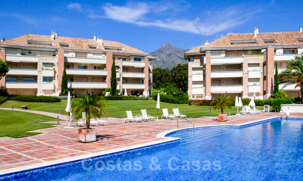 Appartements de luxe intemporels à vendre avec vue sur la mer sur le Golden Mile, entre Puerto Banus et Marbella 22521