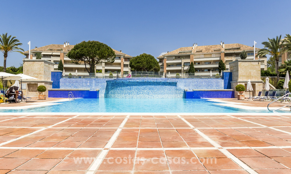 Appartements de luxe intemporels à vendre avec vue sur la mer sur le Golden Mile, entre Puerto Banus et Marbella 22541